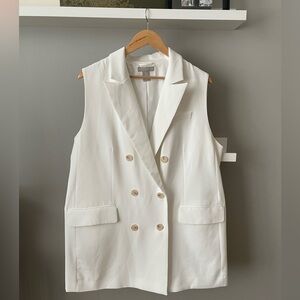 H&M women’s large sleeveless blazer size Large